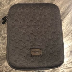 SALE!! MICHAEL KORS IPAD CASE